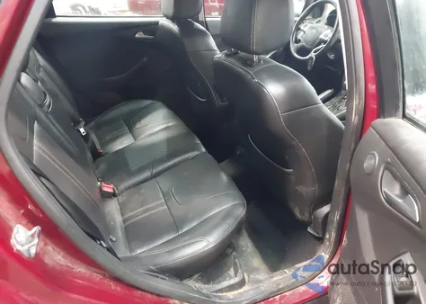 2013 Ford Focus Titanium из США, поврежденный, VIN 1FADP3N2XDL113618